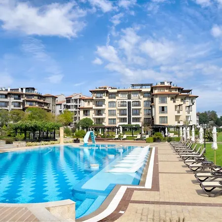 Oasis Luxury 아파트 로제넷츠